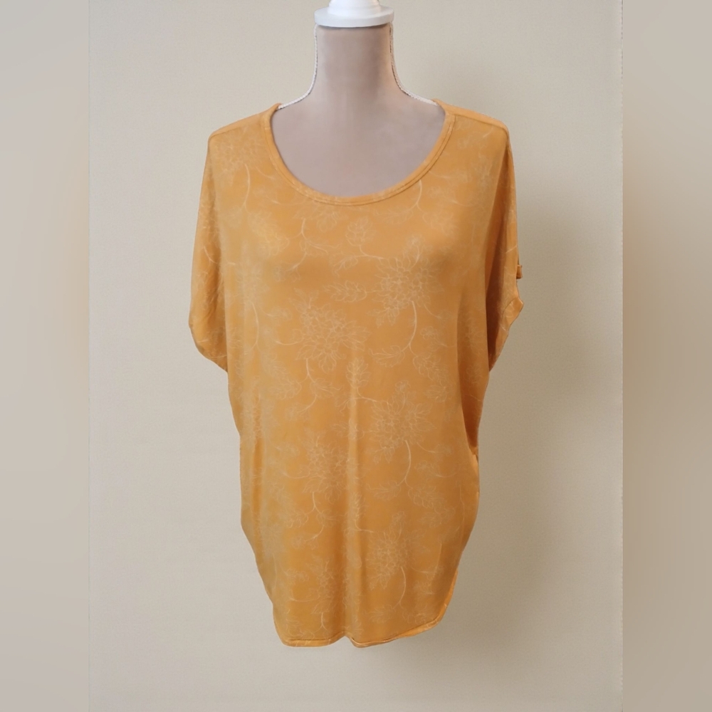 Buffalo David Bitton Soft Short Sleeve Yellow Floral Tshirt Womans XL